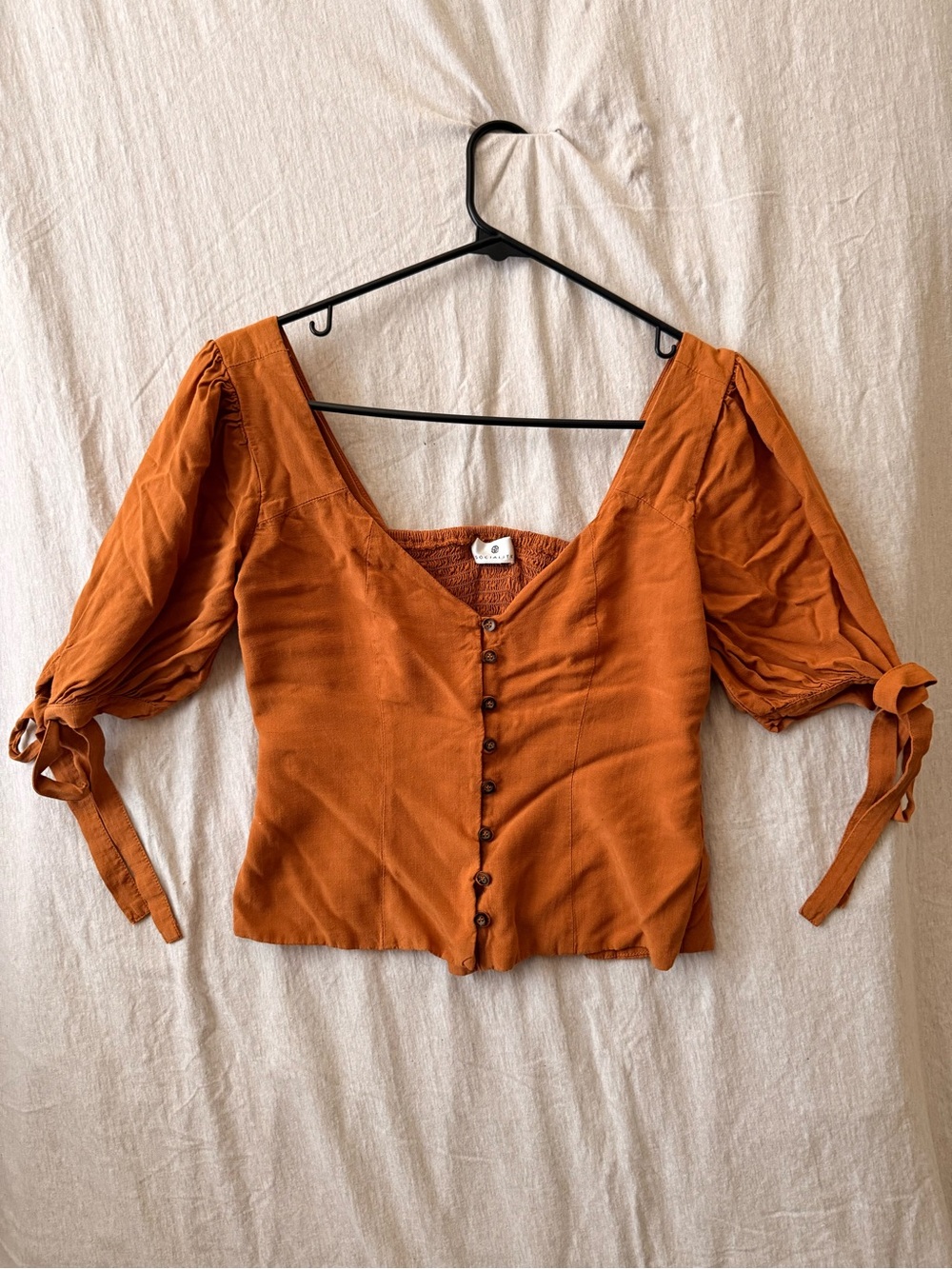 Socialite Rust Button-Front Puff Sleeve Blouse